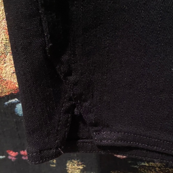 Dillard’s Brand Westbound Black Cropped Pants - Picture 2 of 5